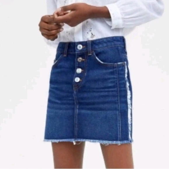 Zara Frayed Western Denim Mini Skirt Raw Hem Distressed Boho Silver Button Fly - Picture 1 of 8